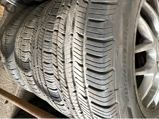 16” VW BBS Rims with 205/60/R16 BFG Advantage Control tires in Tires & Rims in Bedford - Image 3