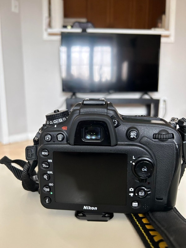 Nikon D7200 and Lenses Cameras & Camcorders Oakville / Halton