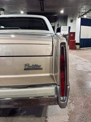 1990 Cadillac Fleetwood