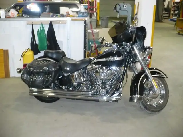 2003 Harley Davidson Heritage Softail in Street, Cruisers & Choppers in Edmonton - Image 2