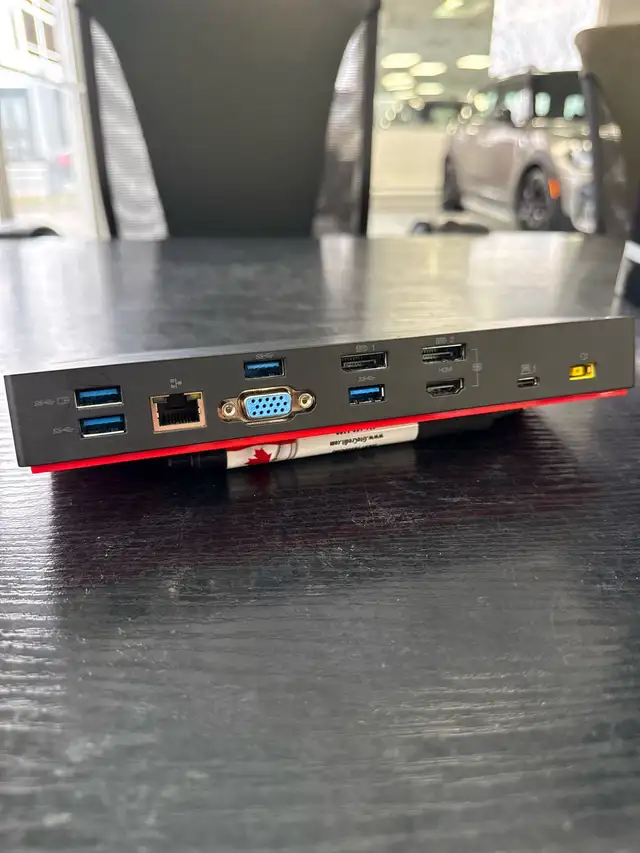 Lenovo ThinkPad Thunderbolt 3 Dock W/adapters in Laptop Accessories in City of Toronto - Image 4