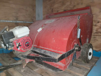 Gas powered smyth welding lawn sweeper good cond