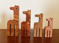 Sculptures 4 girafes en travertin rouge. Fratelli Mannelli Itali