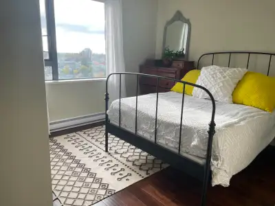 Furnished Room for Rent — Central Vancouver | $1600 All Included Bright, stylish, and beautifully de...