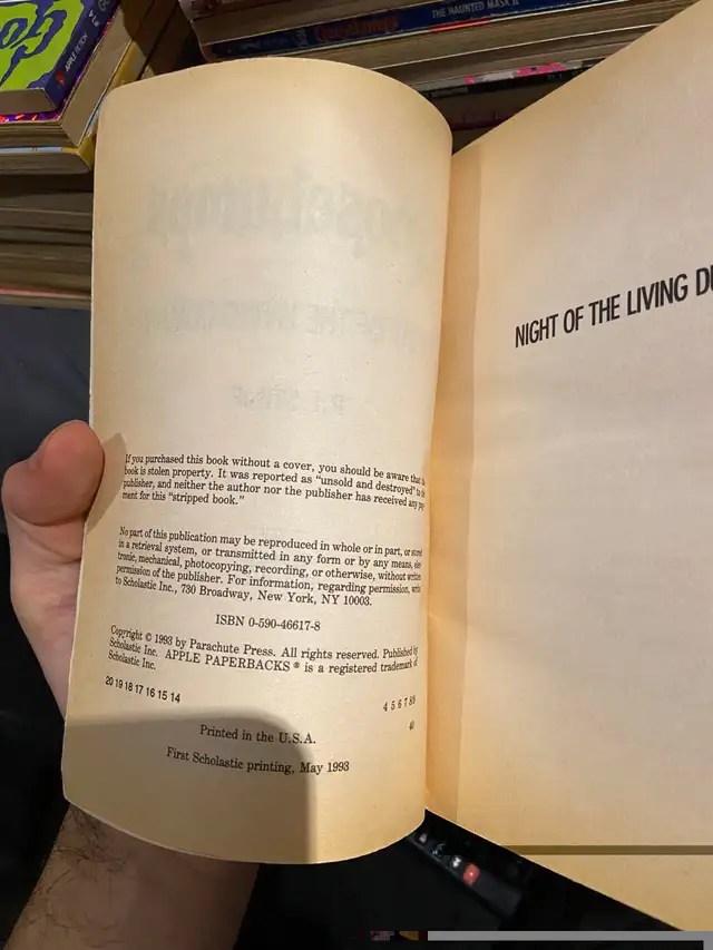 Goosebumps Night of the Living Dummy Paperback Book by R. L. Sti in Fiction in Mississauga / Peel Region - Image 6