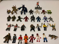 31 figurines articulées Mega Construx et autres