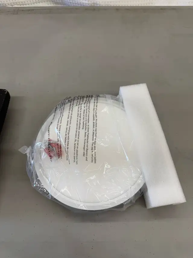 Boncho LED Flush Mount Light in Indoor Lighting & Fans in Hamilton - Image 7