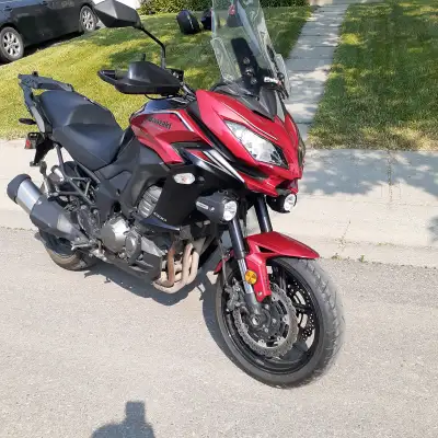The bike has been garage stored. The brake fluid has been recently changed, and it has new tires tha...