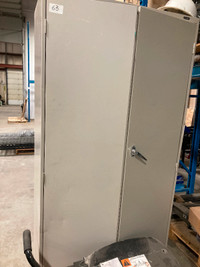 Industrial storage cabinet