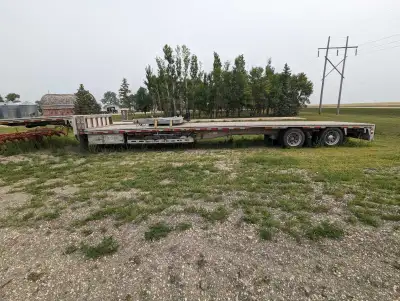 2019 MAC 51' all Aluminum step deck. Front slide. Pull out lights, beacons in the rear bolster. 2 du...