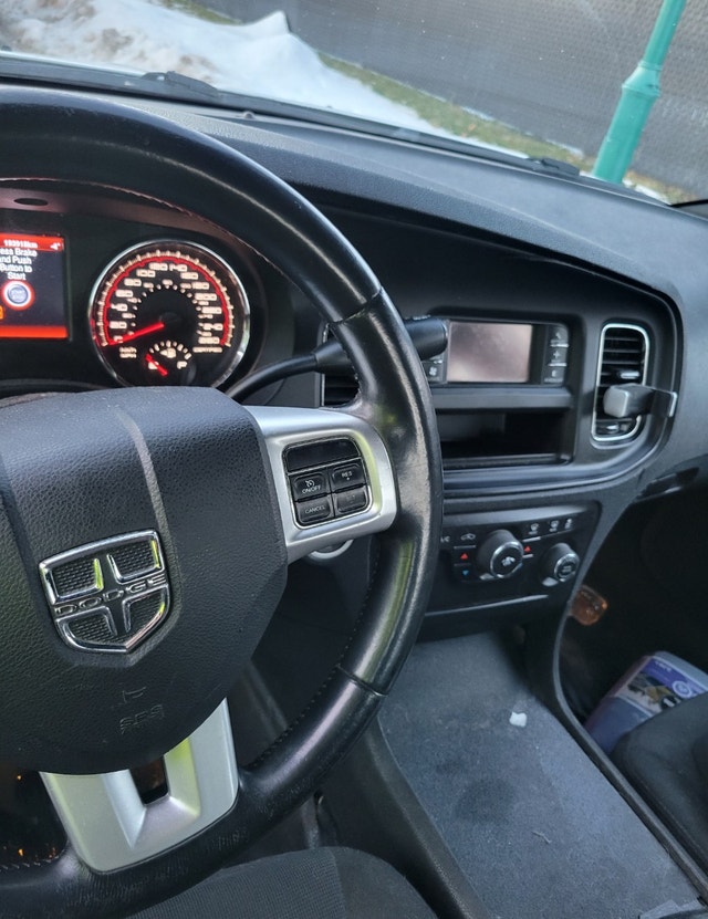 2013 Dodge Charger Police Package – AS-IS – $1000$ OBO — photo 2