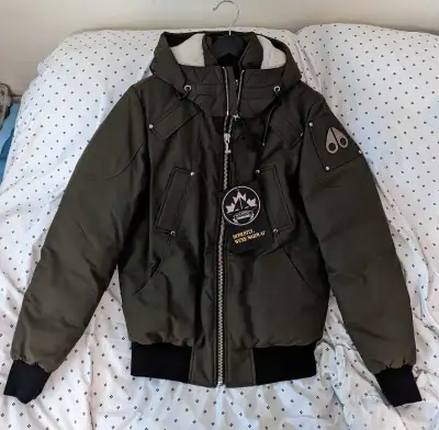 Moose Knuckle - Biencourt Bomber LL (Men) for $700 Size: M Color: Army / Ivory Shearling