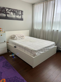 Square One Shopping Centre - Master bed room for rent $1,250/m