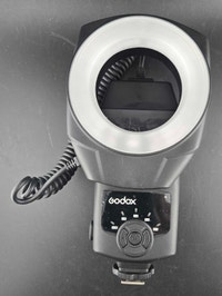 GODOX FLASH W/ CIRCLE LED LIGHT City of Toronto Toronto (GTA) Preview