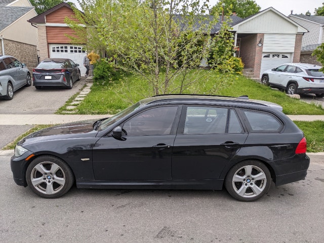 2011 BMW 328 AWD wagon E91 6-speed manual | Cars & Trucks | Markham ...