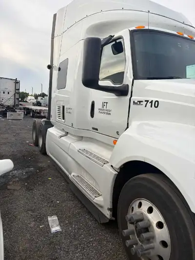 2020 INTERNATIONAL LT625 – FOR SALE Brampton, Ontario ️ 800,000 KM ⚙️ Cummins X15 Engine Automatic T...