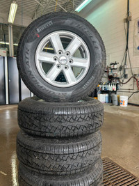 265/70R17 Pneus et Jantes Ford F-150 NEUF!!!