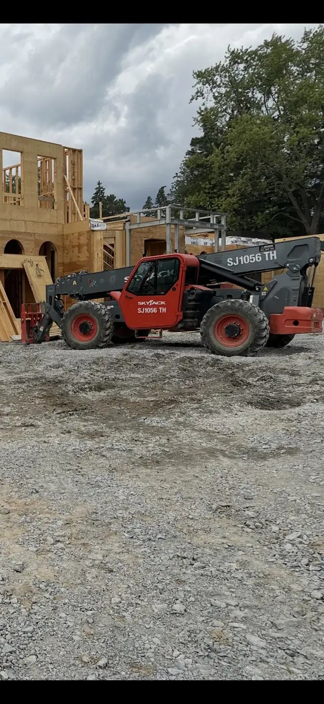 Telehandler for rent 1056 in Other in Oakville / Halton Region - Image 2