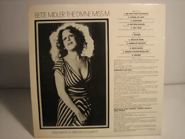 BETTE MIDLER - THE DIVINE MISS M  LP VINYL RECORD ALBUM in Arts & Collectibles in London - Image 3