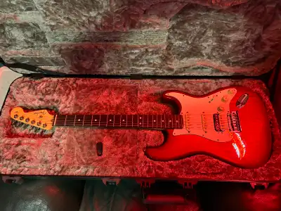 2019 HSS shawbucker Stratocaster sienna burst. Great condition