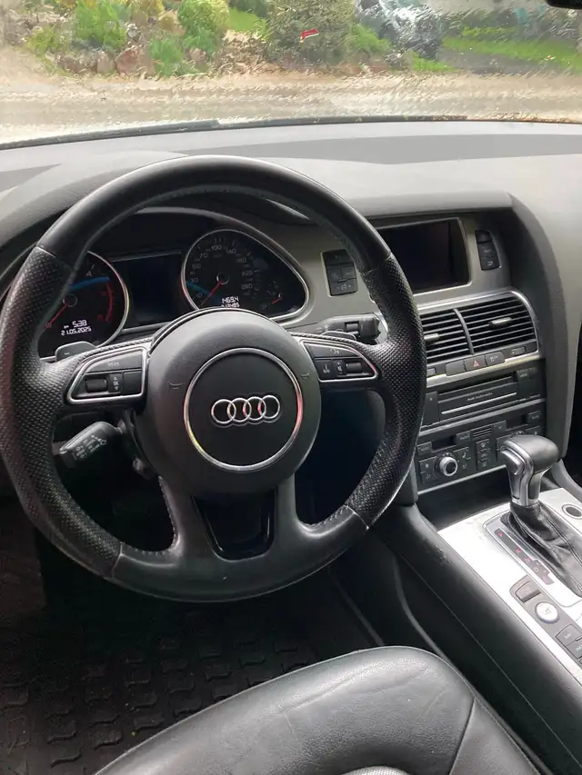 2012 Audi Q7 SLine in Cars & Trucks in Mississauga / Peel Region - Image 5