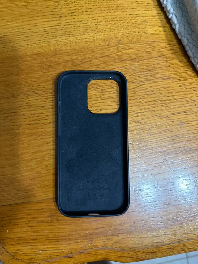16 pro cases for sale  in Cell Phone Accessories in Windsor Region - Image 3