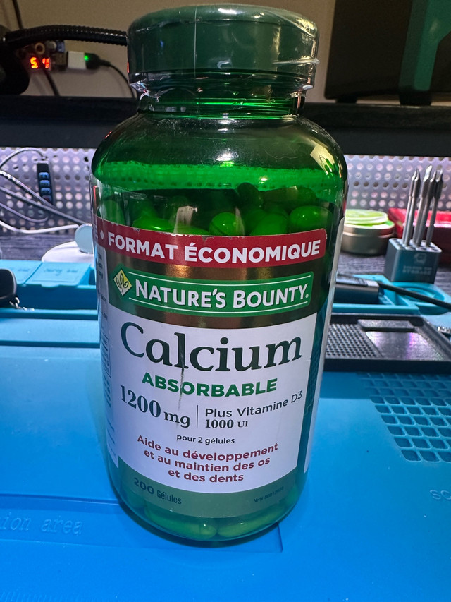 Nature’s Bounty Calcium (1200mg + 1000-IU Vitamin D3)  in Health & Special Needs in Edmonton - Image 2