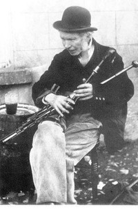 Uilleann bagpipes rentals and lessons available in Cape Breton.