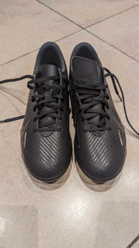 Nike Mercurial soccer cleats souliers soccer. Excellent cond.