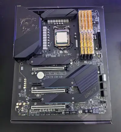 RAM 32gb DDR (8x4), CPU i7-10700k, mobo MSI Unify, View more