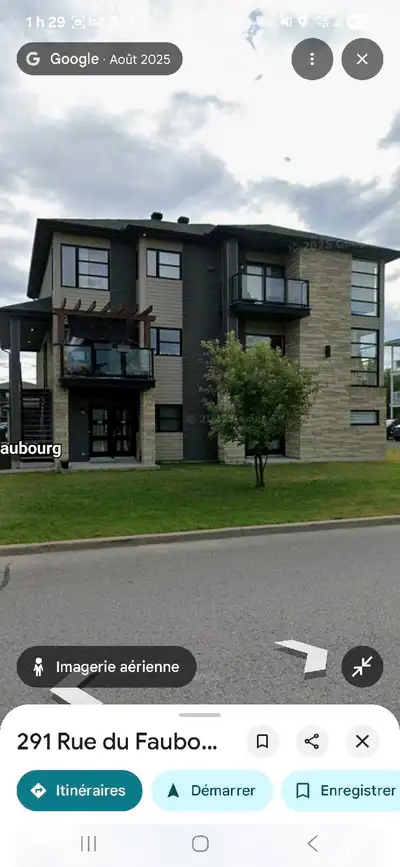 3 et demi situé à Nicolet. Imaginez-vous savourer un café sur votre balcon, en profitant de la tranq...