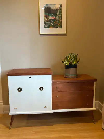 Boshart Cedar Chest, View more