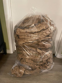 Large bag of clean paper packaging materials for moving shipping