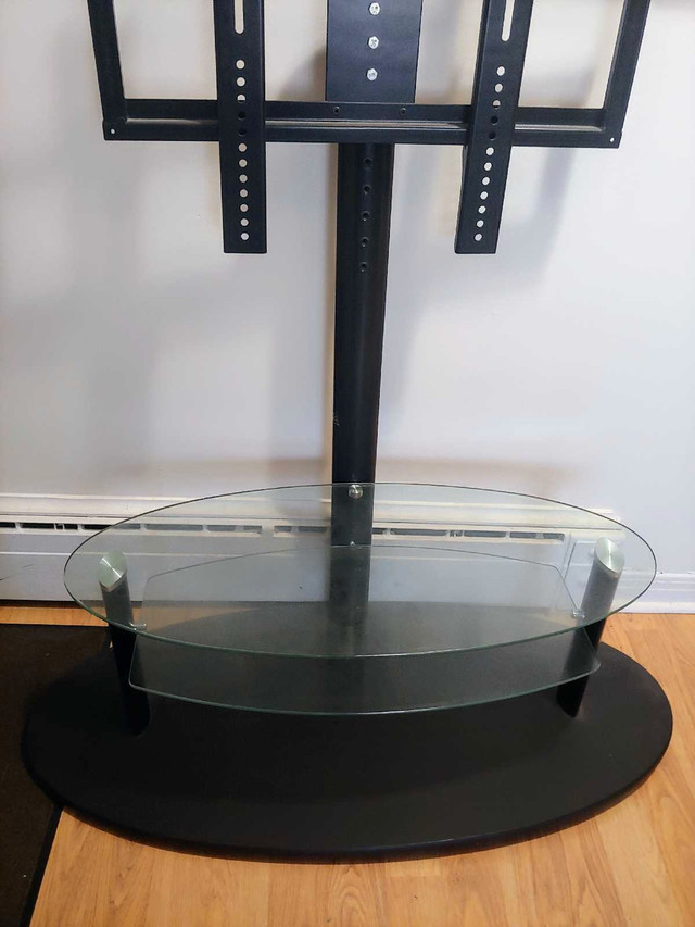 Meuble pour TV vitré dans Meubles de télé et unités de divertissement  à Trois-Rivières - Image 4