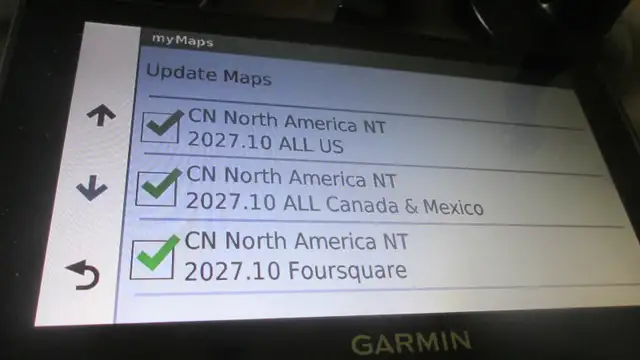 Garmin DriverSmart 60 LMT GPS Navigator bundle 32GB Micro SD car in General Electronics in St. Catharines - Image 7