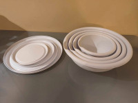 Sterilite 8 Piece Covered White Plastic Bowl Set All for $10