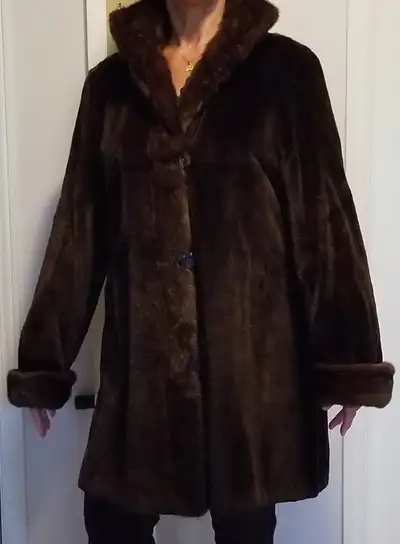 Women's Reversible Sheared Mink Fur Coat, View more