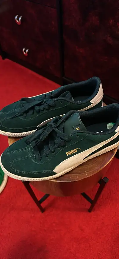 Men’s Puma Shoes( if the ad is up it’s available), View more