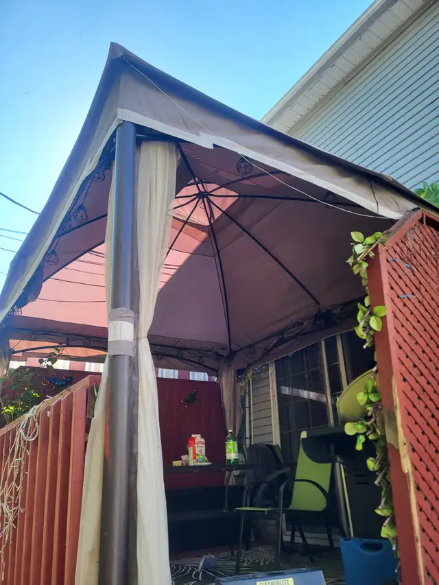 PATIO GAZEBO FOR SALE in Patio & Garden Furniture in Longueuil / South Shore - Image 4