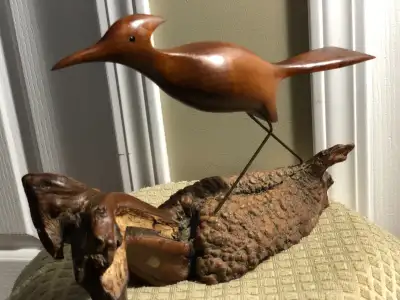 Beautiful Vintage Hand Carved Road Runner on Natural Burl Pedest, View more