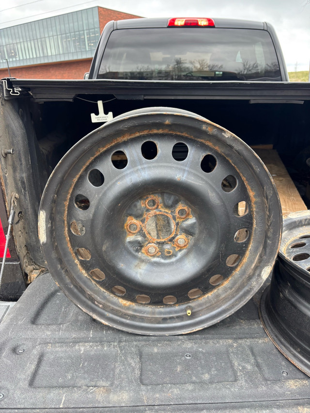 Four steel 17 inch rims in Tires & Rims in Barrie
