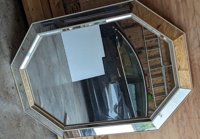 MIROIR MODERNE À VENDRE dans Décoration intérieure et accessoires  à Saguenay - Image 2