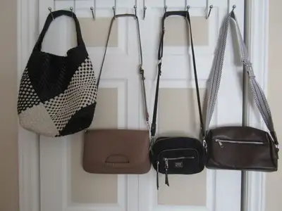 4 Sacoches (Sac a Main) Au Choix !, View more