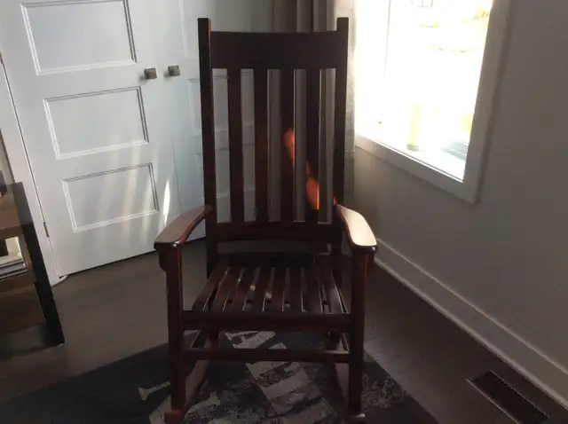 very comfortable rocking chair62865712104834123