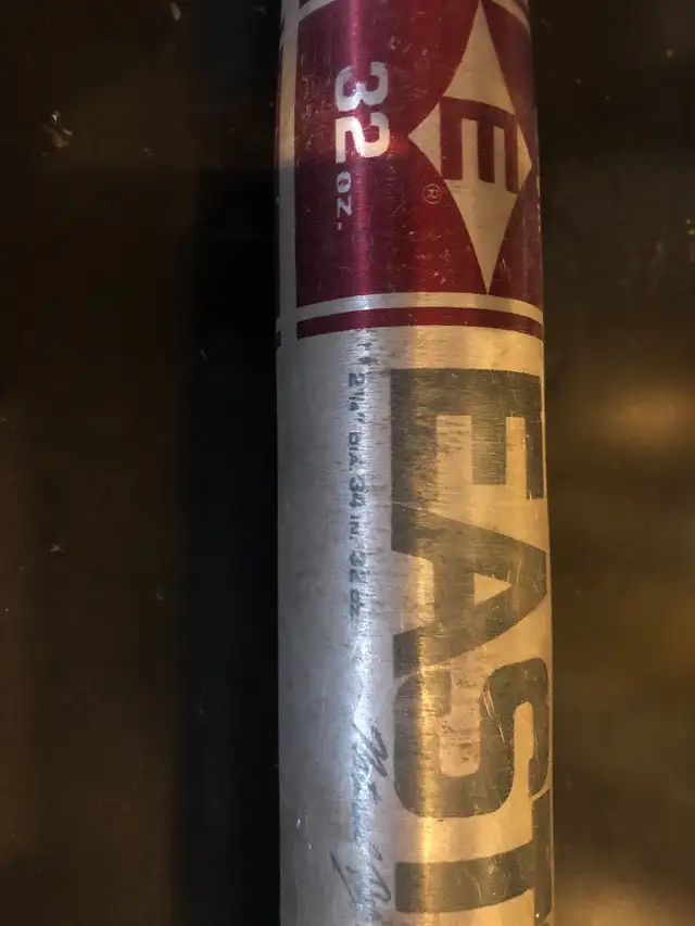 Easton Baseball Bat in Baseball & Softball in Oshawa / Durham Region - Image 6