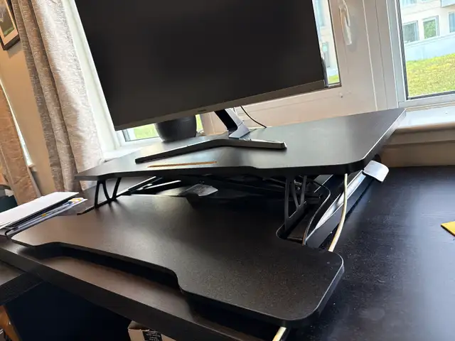 Standing Desk Converter in Desks in Ottawa - Image 5
