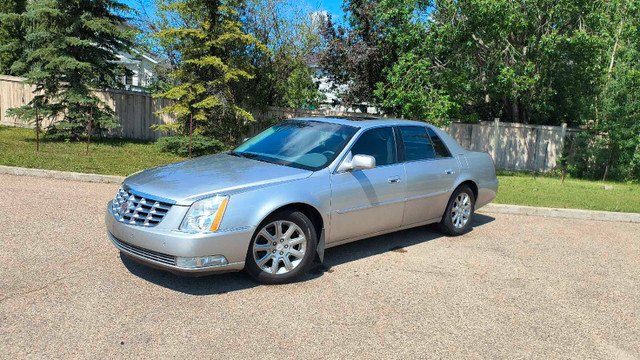2008 Cadillac DTS  in Cars & Trucks in Edmonton