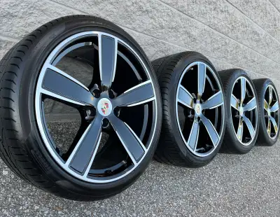 Pirelli PZero *N0 Rated* Summer Tires and original 22 inch Porsche Cayenne staggered "Sport Classic"...