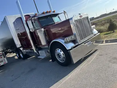 2005 C15 Rebuit 18 speed New transmission & clutch New stacks many other major repairs posted in pic...