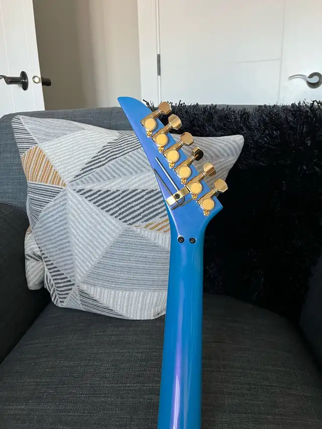 1986 Kramer Stagemaster 1st Generation  in Guitars in Strathcona County - Image 6